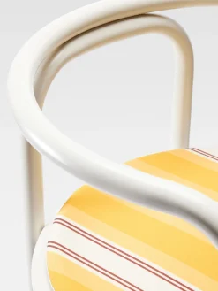 Jacquemus + Exteta - Locus Solus Chaise par Gae Aulenti