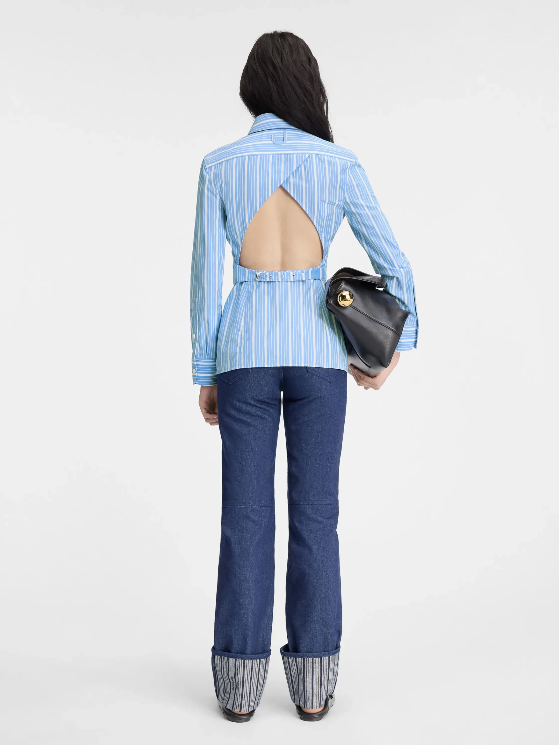 La chemise de costume