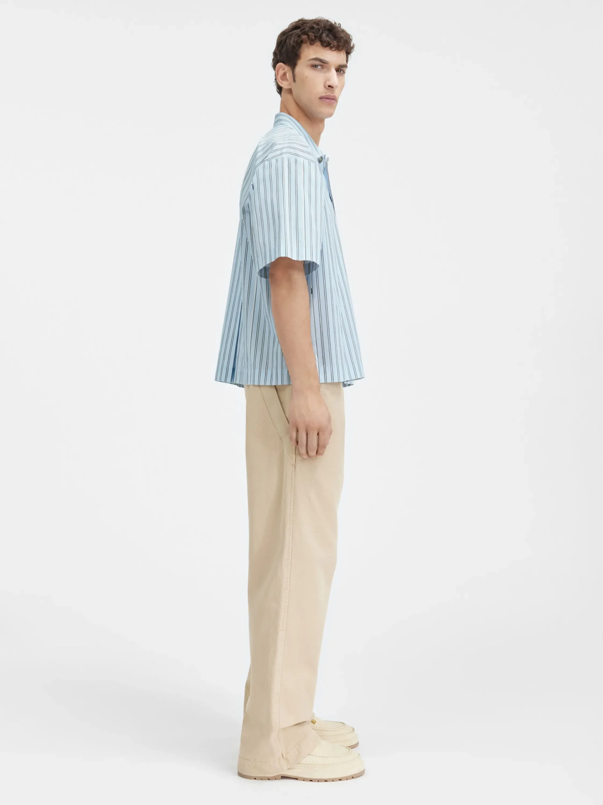 La chemise manches courtes