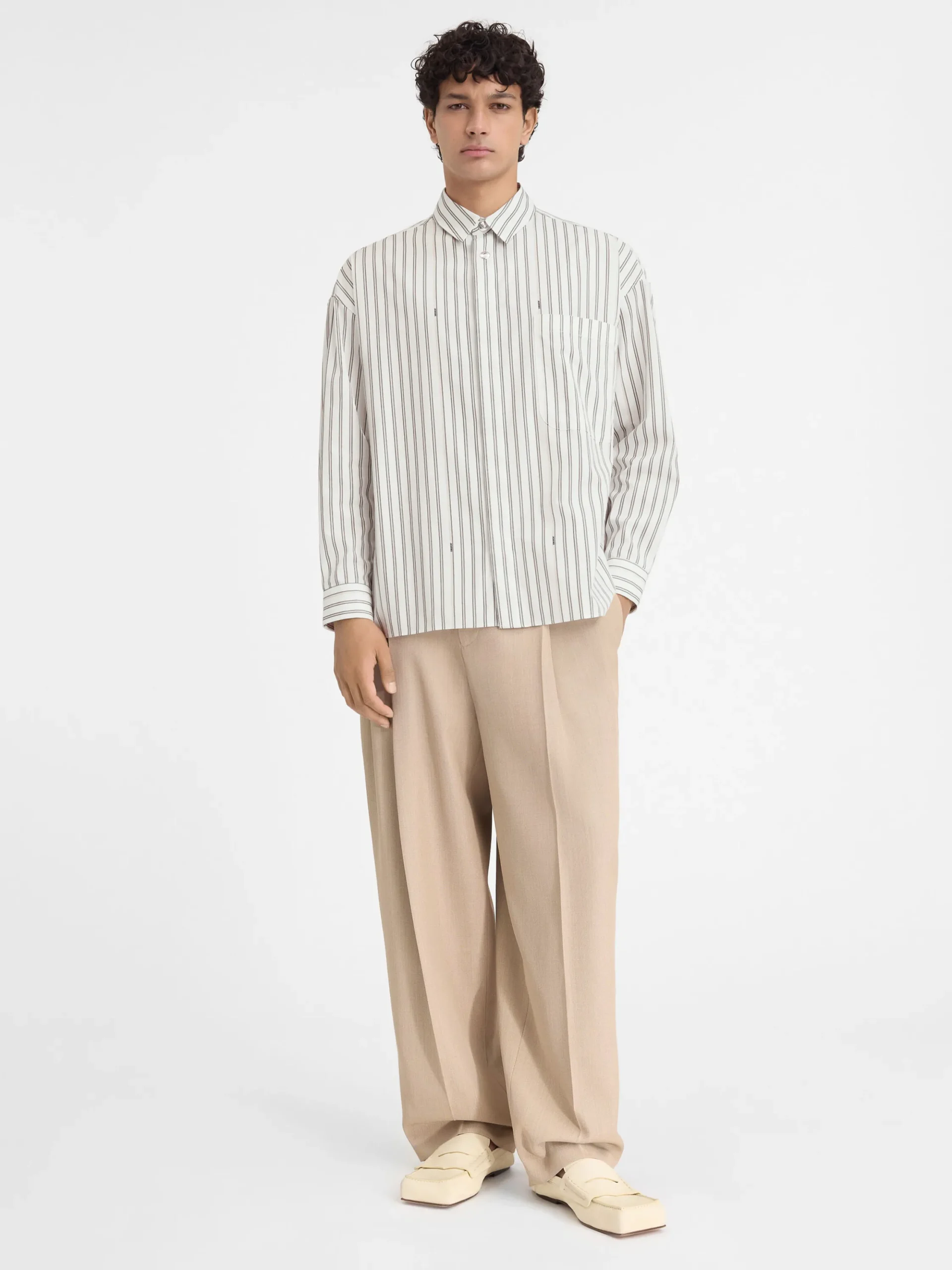 La chemise manches longues