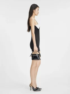 La mini robe Aro