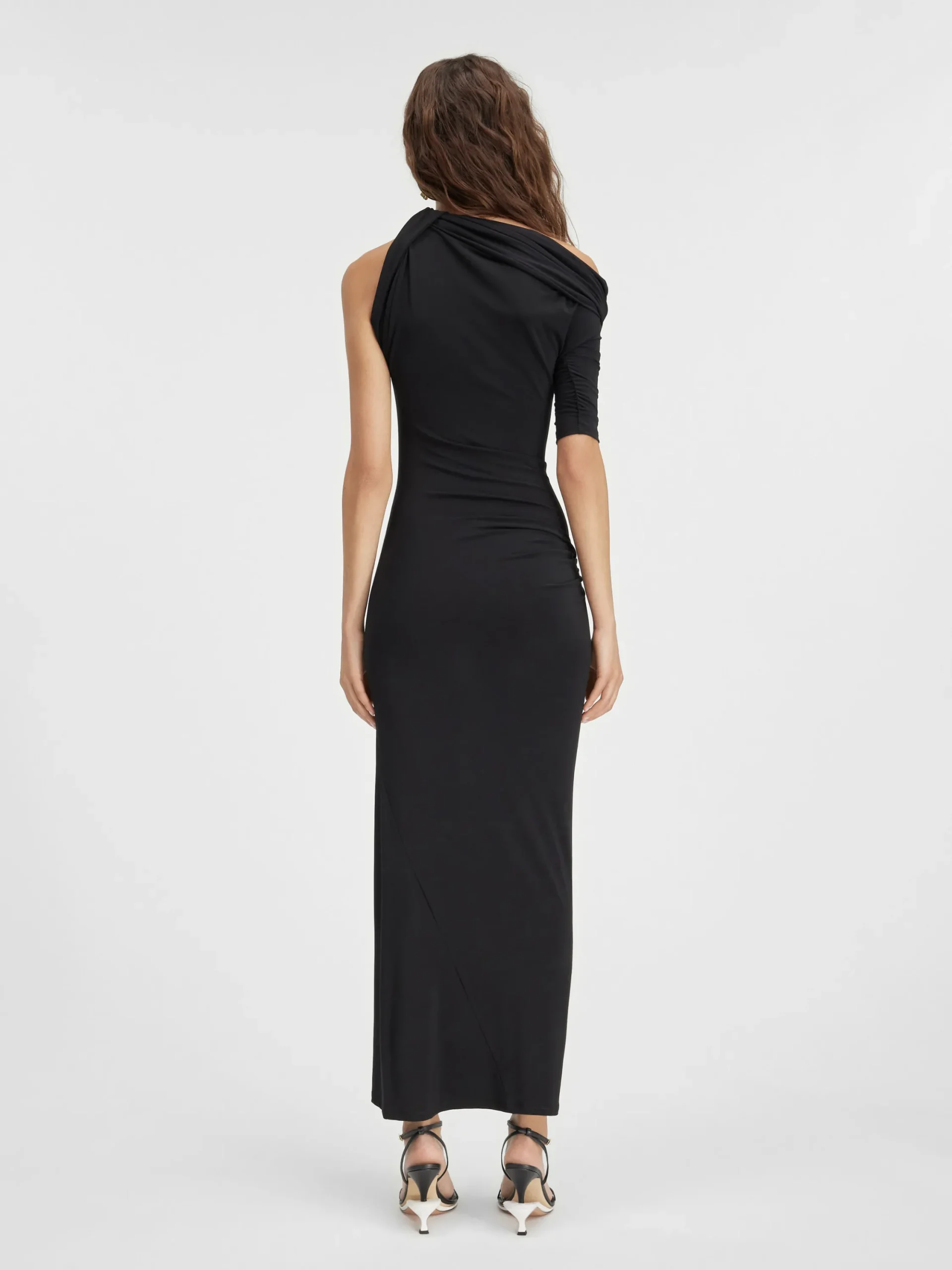 La robe Drapeado