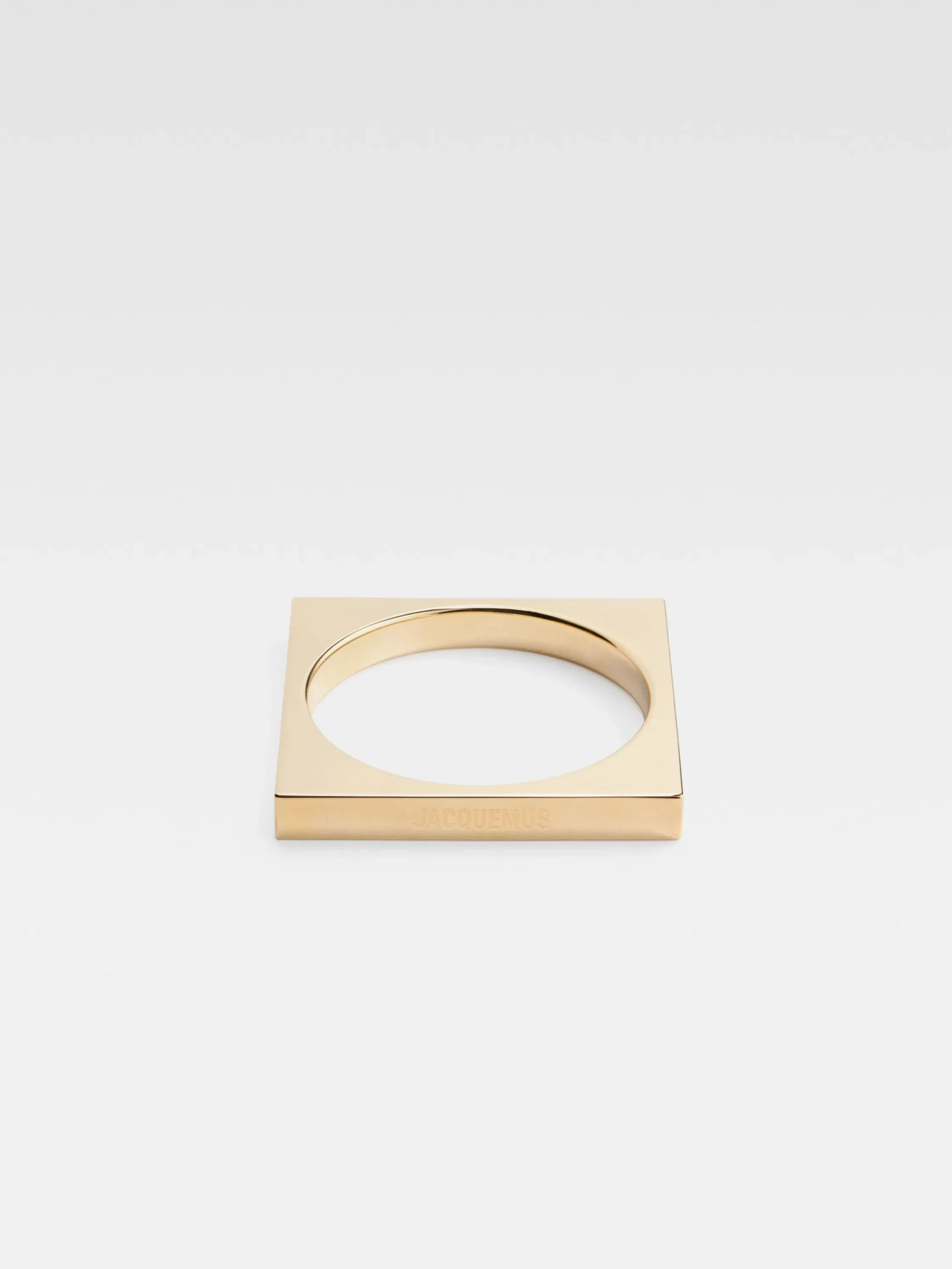Le bracelet carré