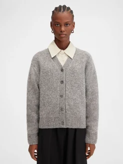 Le cardigan Jacquemus