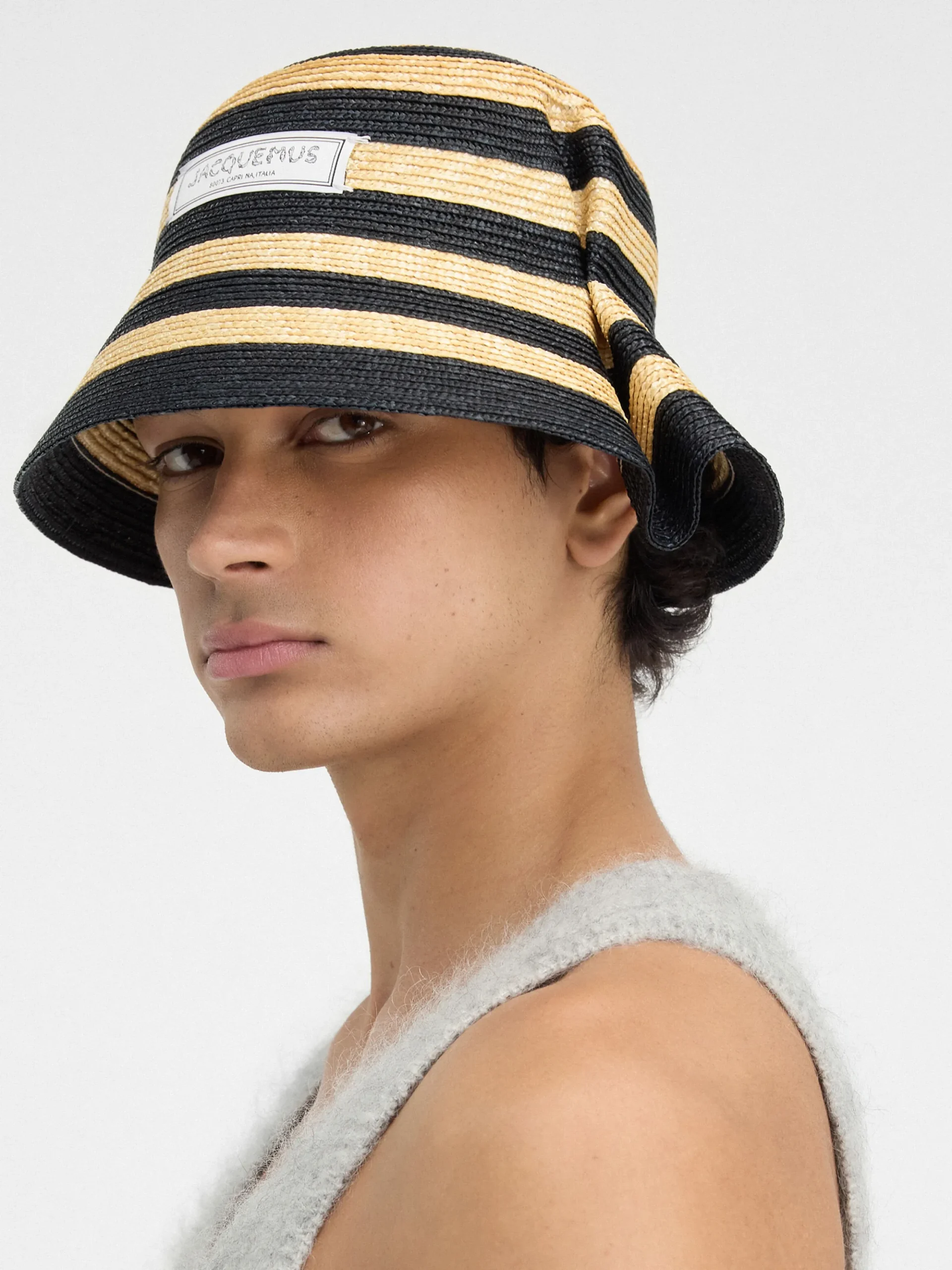Le chapeau Vela