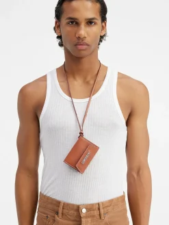 Le porte Jacquemus