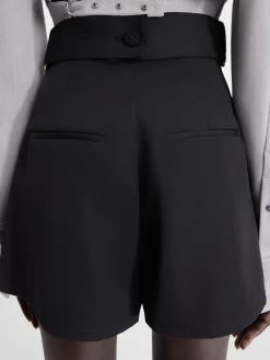 Le short Bari