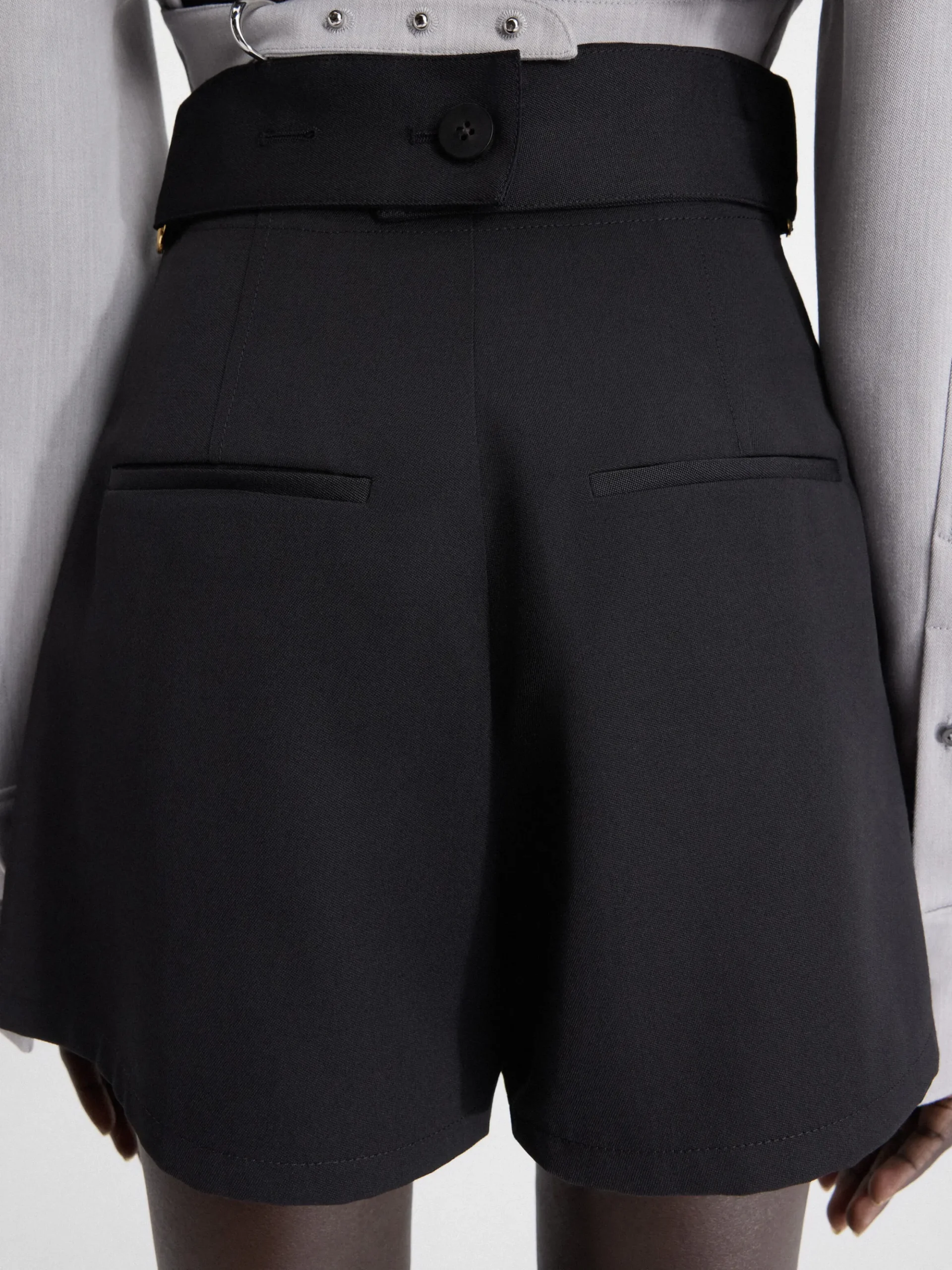 Le short Bari