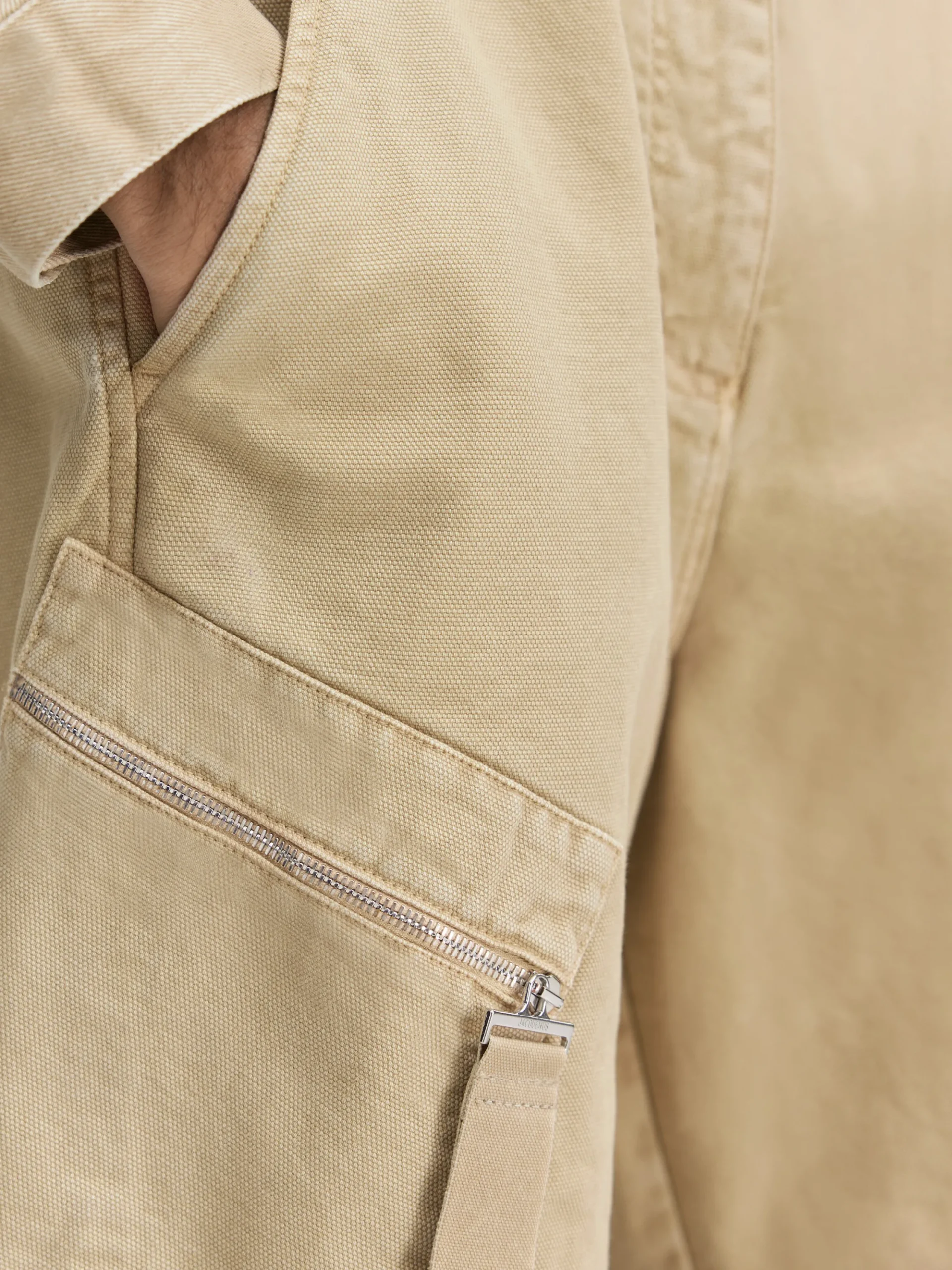 Le short Marrone