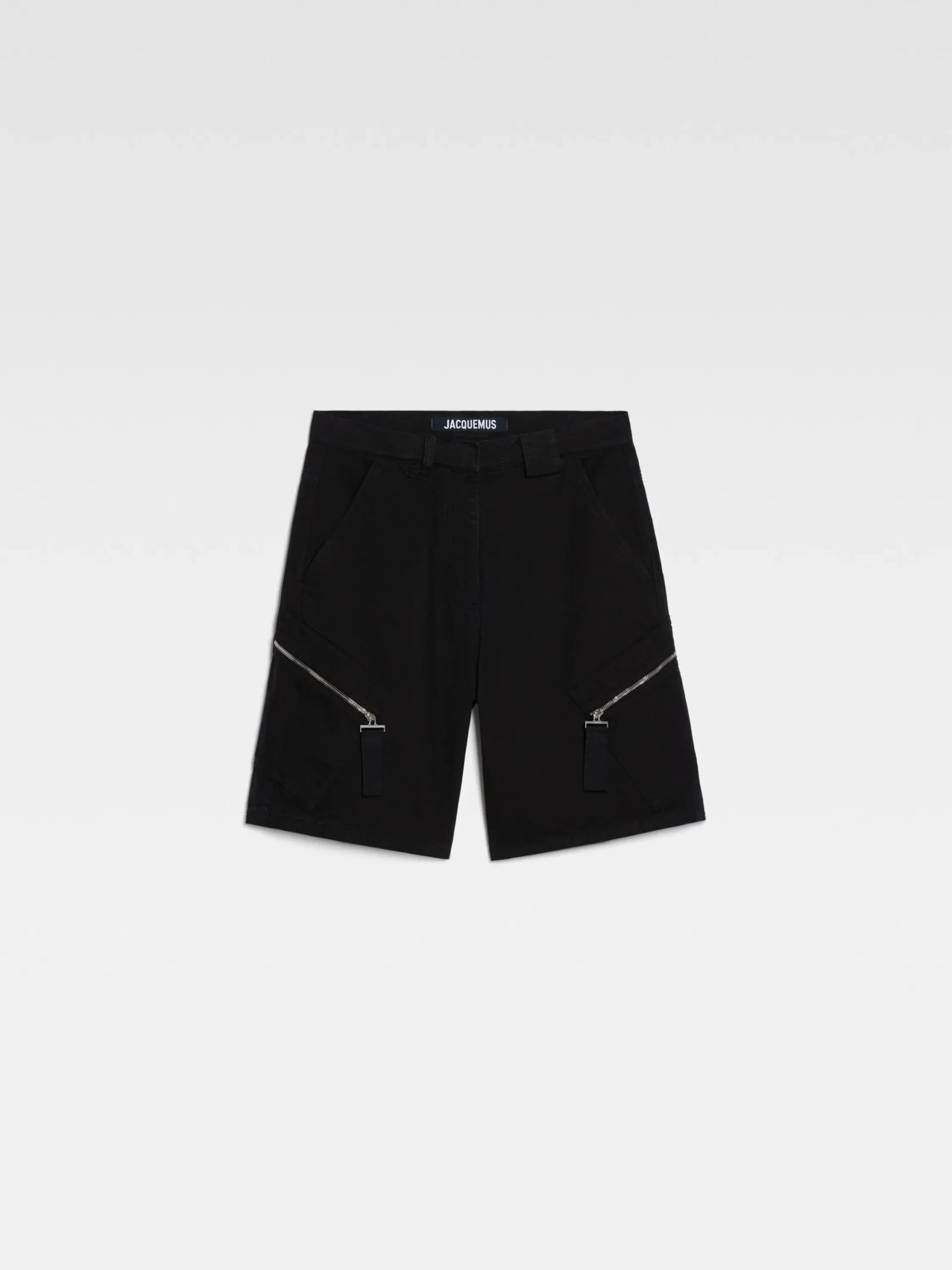 Le short Marrone