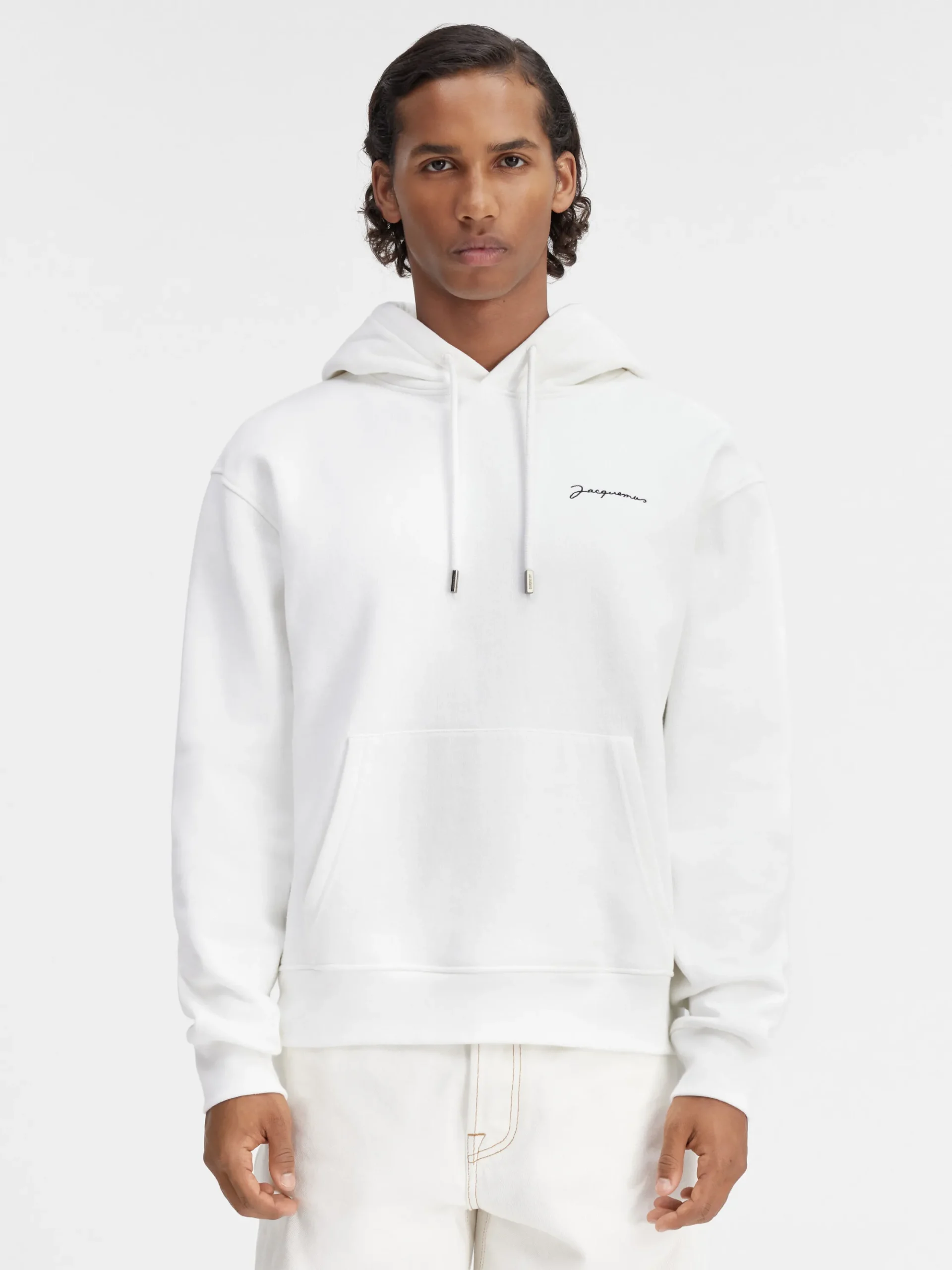 Le sweatshirt brodé