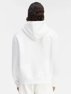 Le sweatshirt brod&eacute;