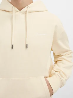 Le sweatshirt brod&eacute;