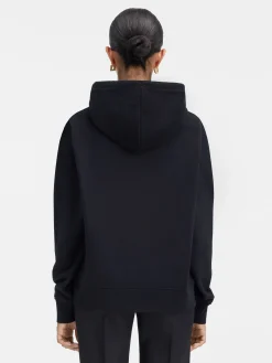 Le sweatshirt brodé