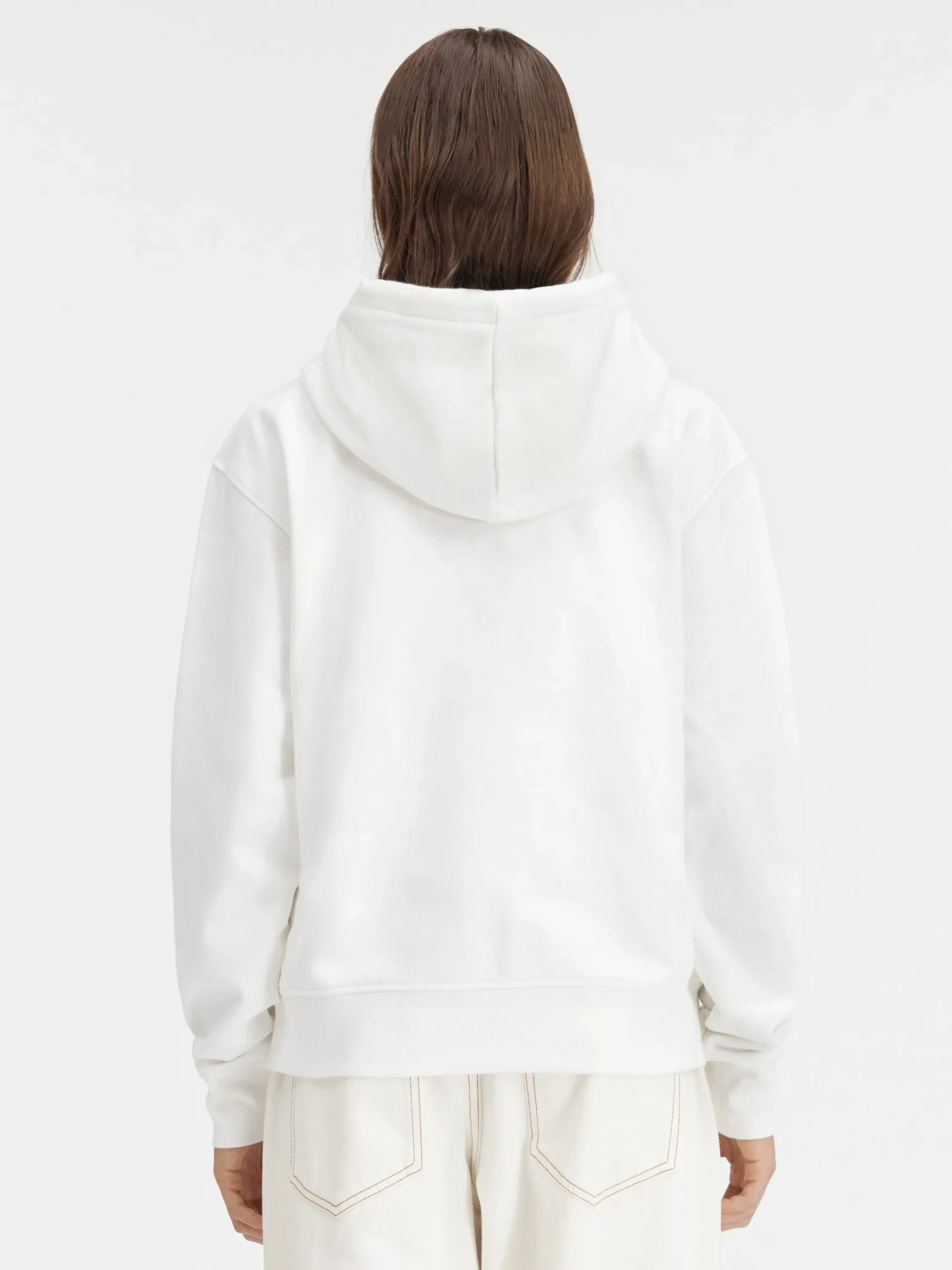 Le sweatshirt brodé