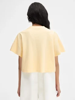 Le t-shirt Corto