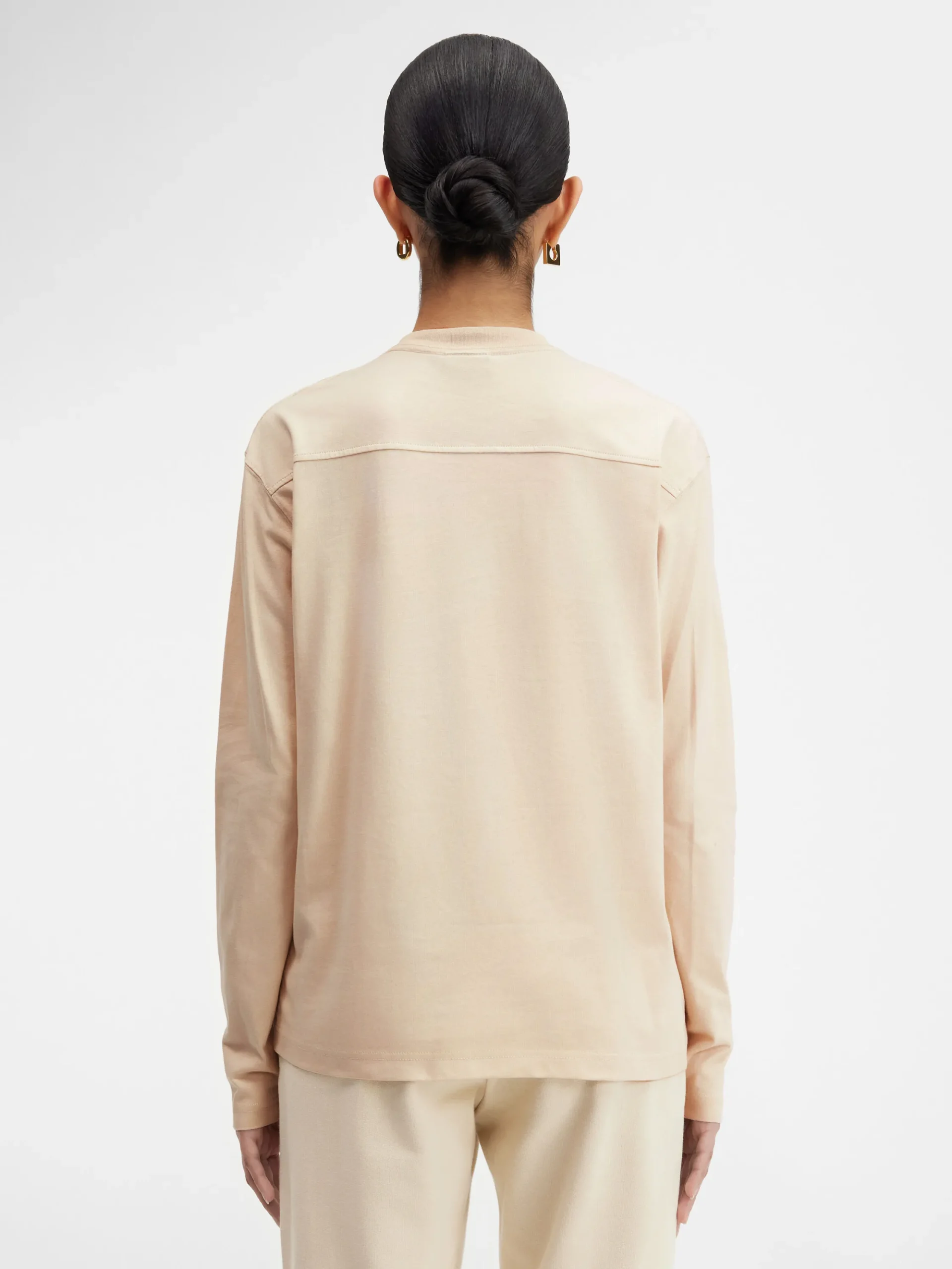 Le t-shirt manches longues