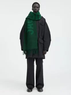 L'&eacute;charpe Jacquemus