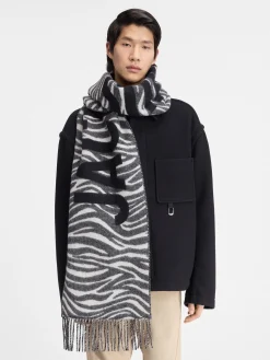 L'écharpe Jacquemus