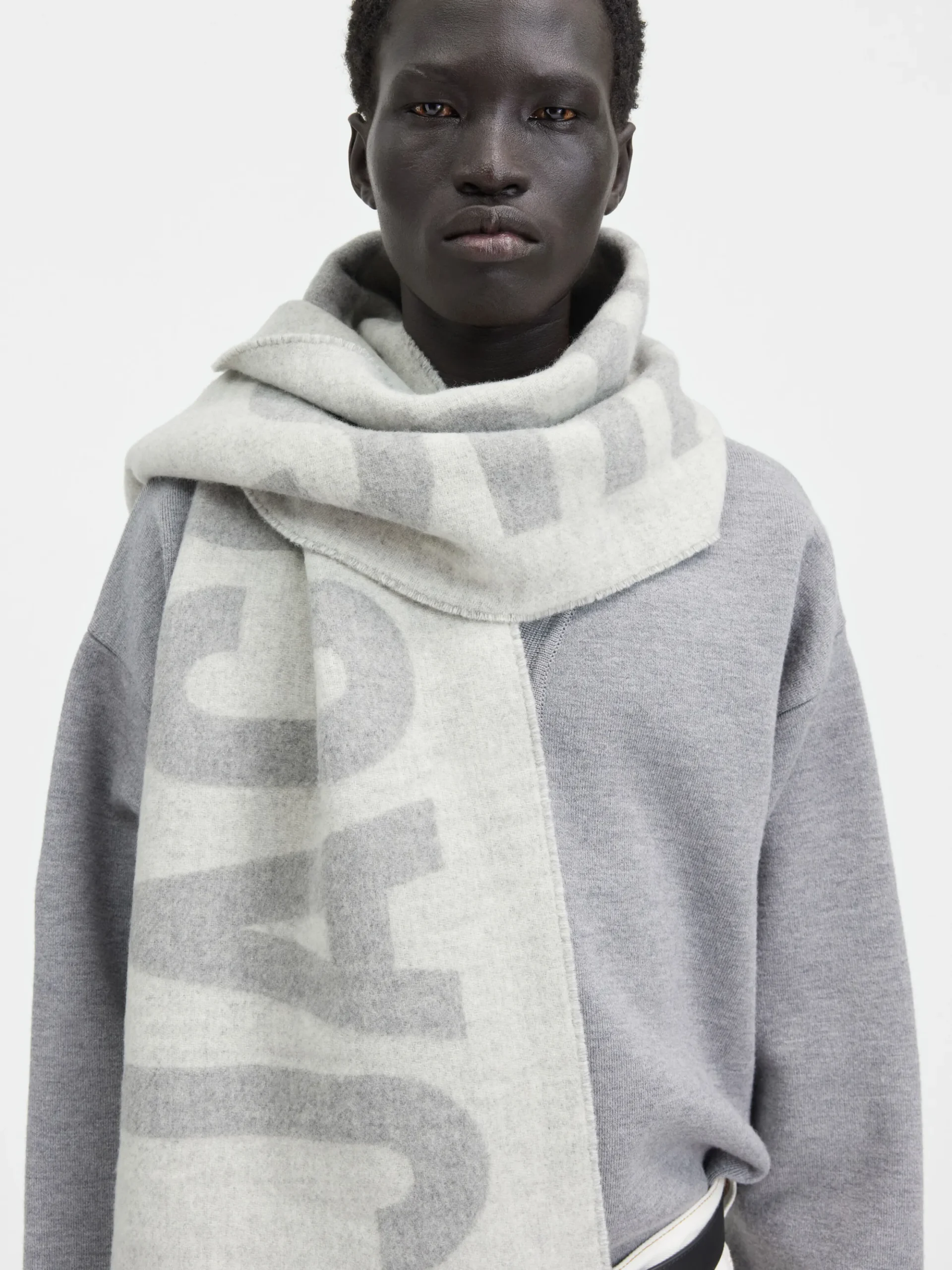 L'écharpe Jacquemus