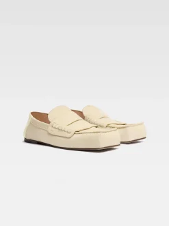 Les mocassins Carr&eacute;