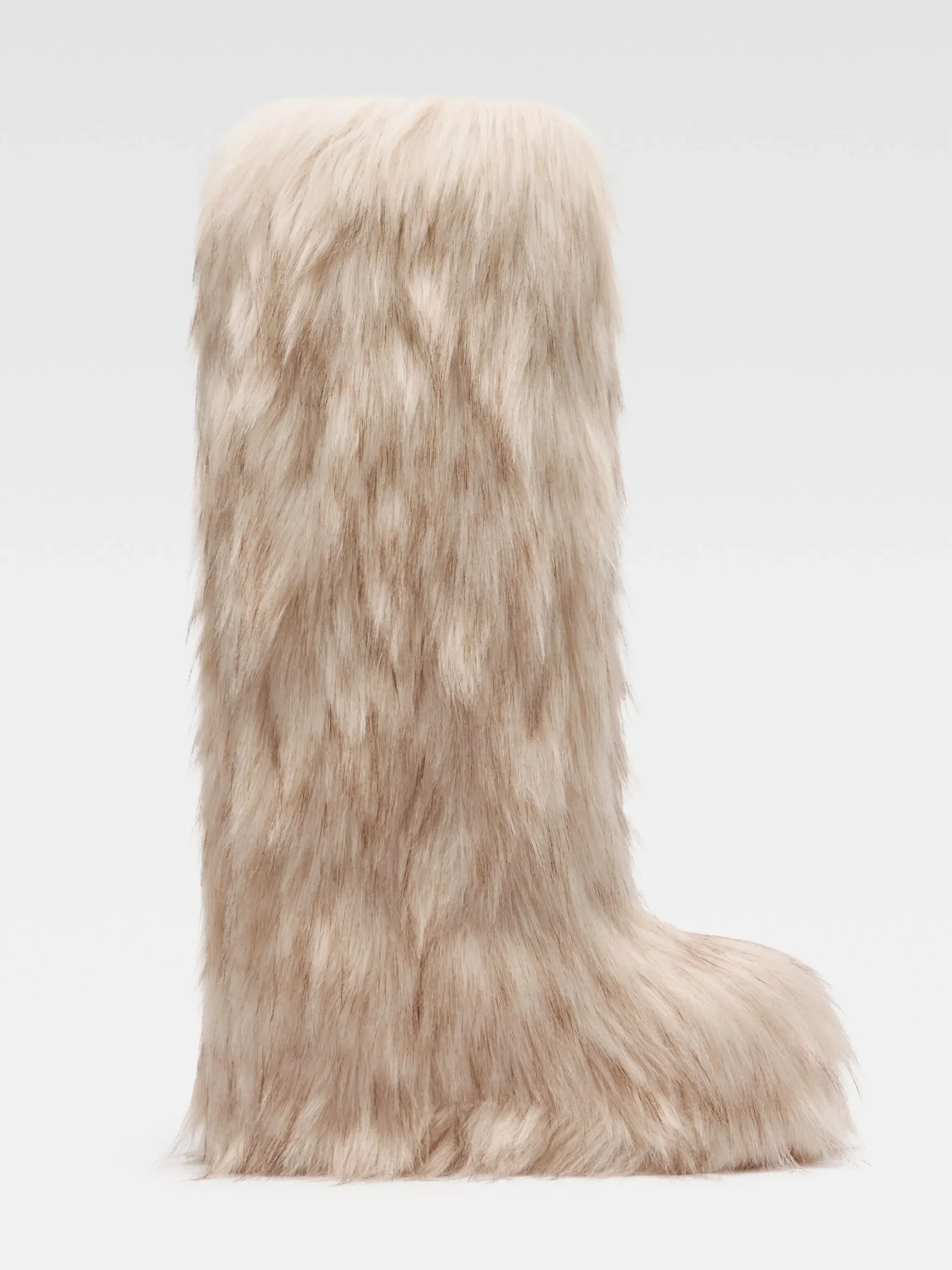 Les Moon Boot Jacquemus Yeti