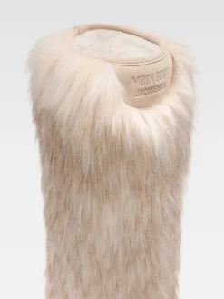 Les Moon Boot Jacquemus Yeti